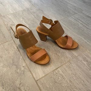 Born Women's Sandals Strappy Leather Heels Tan
